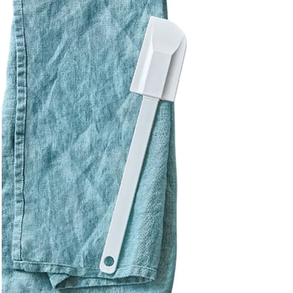 NEW Pampered Chef Classic Scraper Item # 1650